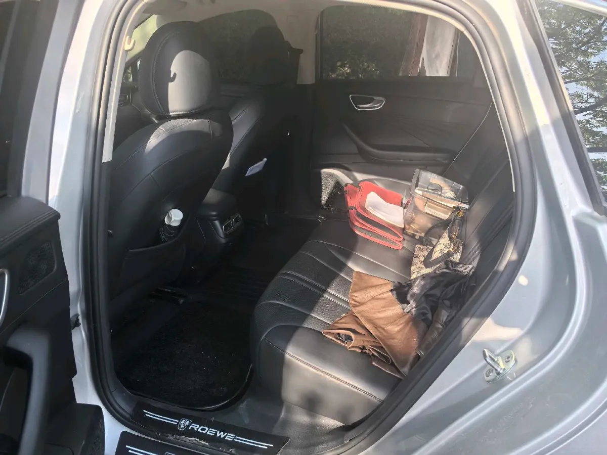 2025 Roewe D7 1.5L 112HP L4 1DHT PHEV 19.7KWH,autocango,china used car exporter,china ev exporter,chinese used car exporter,chinese used ev exporter