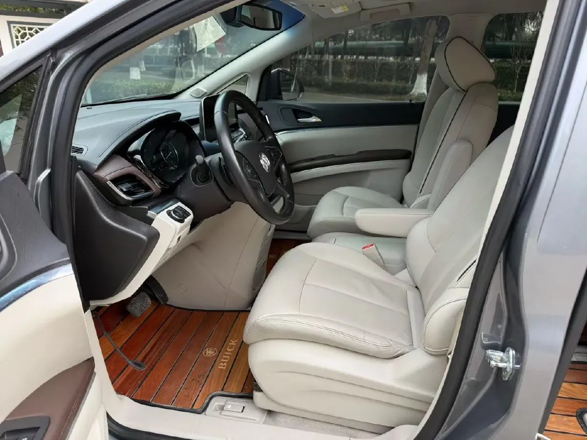 2021 Buick GL8 2.0T 237HP L4 9AT,autocango,china used car exporter,china ev exporter,chinese used car exporter,chinese used ev exporter