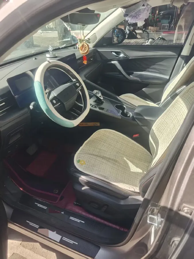 2023 Roewe RX5 1.5T 188HP L4 7DCT,autocango,china used car exporter,china ev exporter,chinese used car exporter,chinese used ev exporter