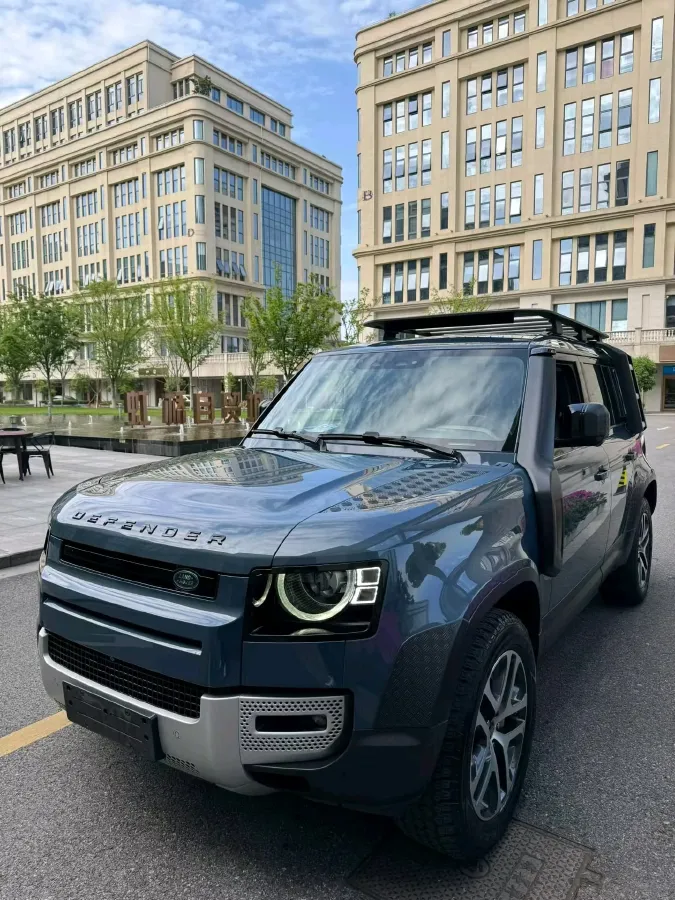 2021 Land Rover Defender 3.0T 400HP L6 8AT,autocango,china used car exporter,china ev exporter,chinese used car exporter,chinese used ev exporter