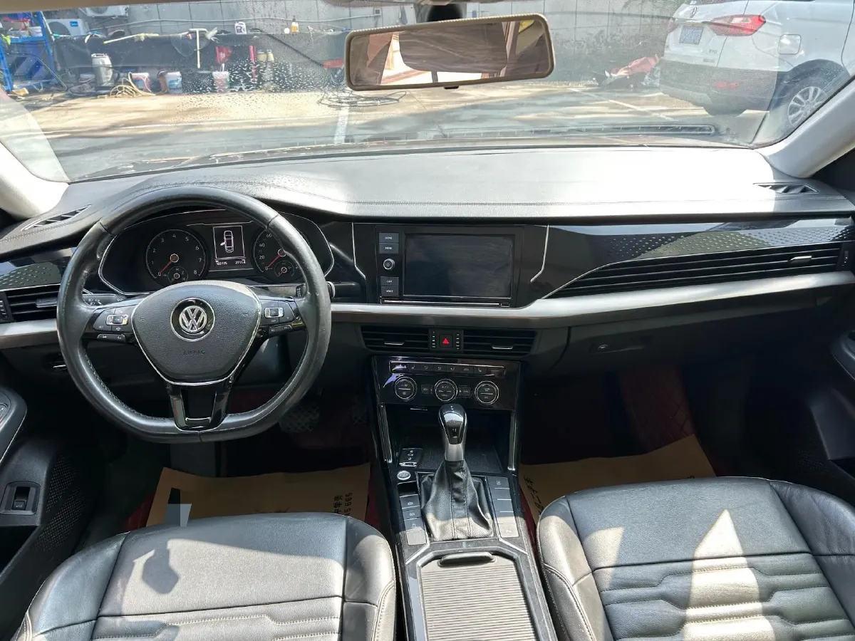 2019 Skoda Kodiak 2.0T 186HP L4 7DCT,autocango,china used car exporter,china ev exporter,chinese used car exporter,chinese used ev exporter