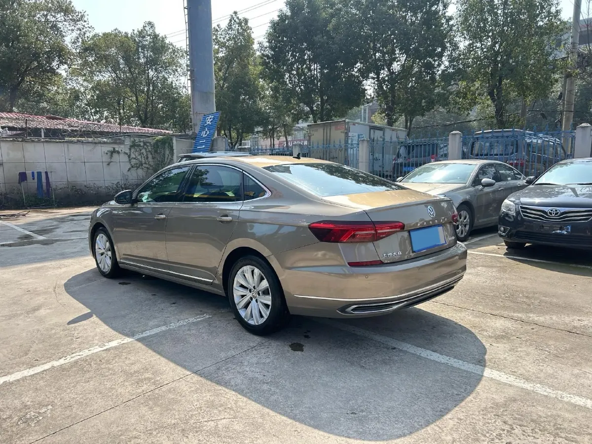 2019 Skoda Kodiak 2.0T 186HP L4 7DCT,autocango,china used car exporter,china ev exporter,chinese used car exporter,chinese used ev exporter