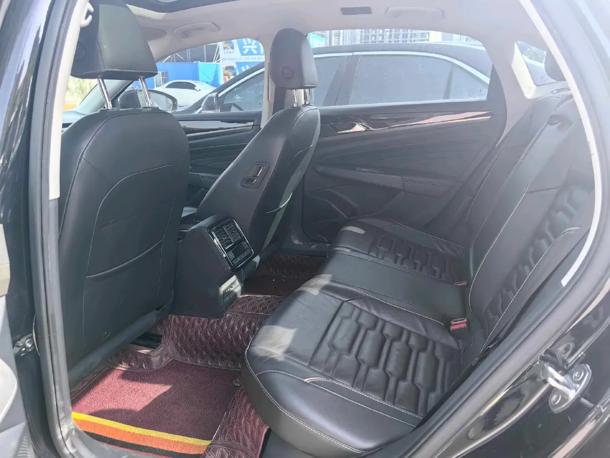 2020 Volkswagen Passat 2.0T 186HP L4 7DCT,autocango,china used car exporter,china ev exporter,chinese used car exporter,chinese used ev exporter