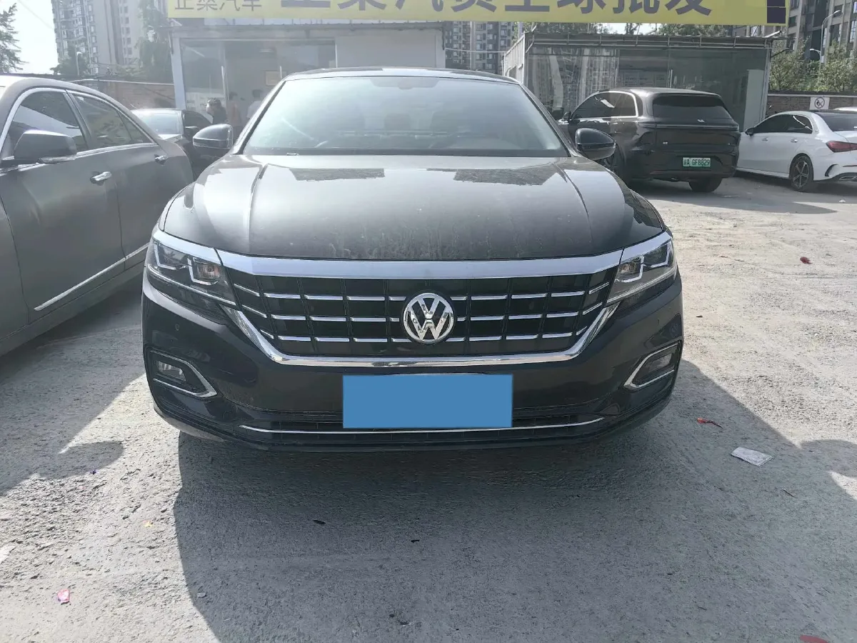 2020 Volkswagen Passat 2.0T 186HP L4 7DCT,autocango,china used car exporter,china ev exporter,chinese used car exporter,chinese used ev exporter