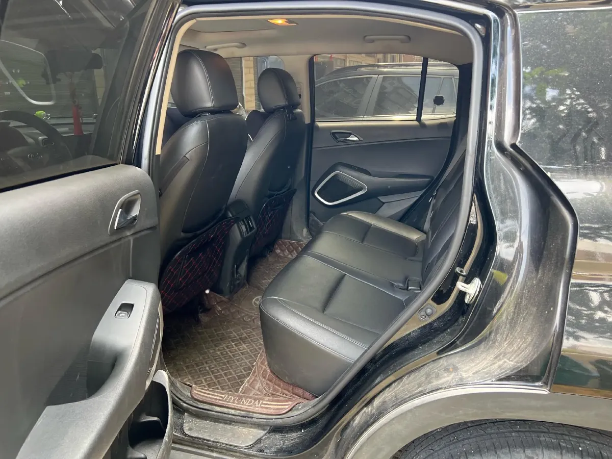 2019 Hyundai ix35 2.0L 160HP L4 6AT,autocango,china used car exporter,china ev exporter,chinese used car exporter,chinese used ev exporter