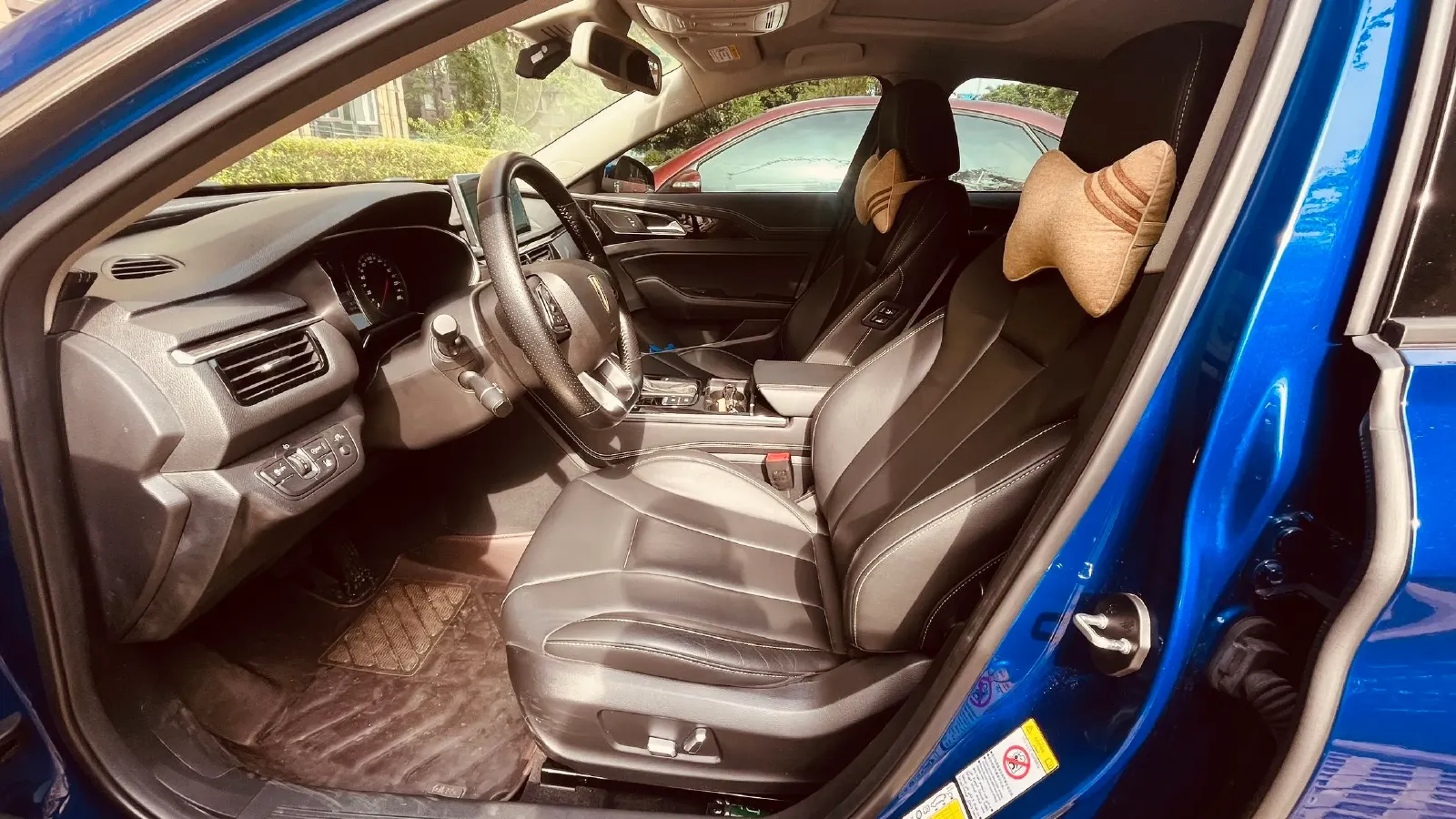 2019 HongQi H5 1.8T 180HP L4 6AT,autocango,china used car exporter,china ev exporter,chinese used car exporter,chinese used ev exporter