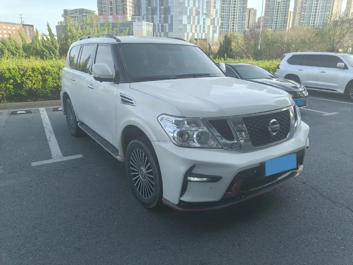 2018 Nissan Patrol 4.0L 279HP V6 7AT,autocango,china used car exporter,china ev exporter,chinese used car exporter,chinese used ev exporter