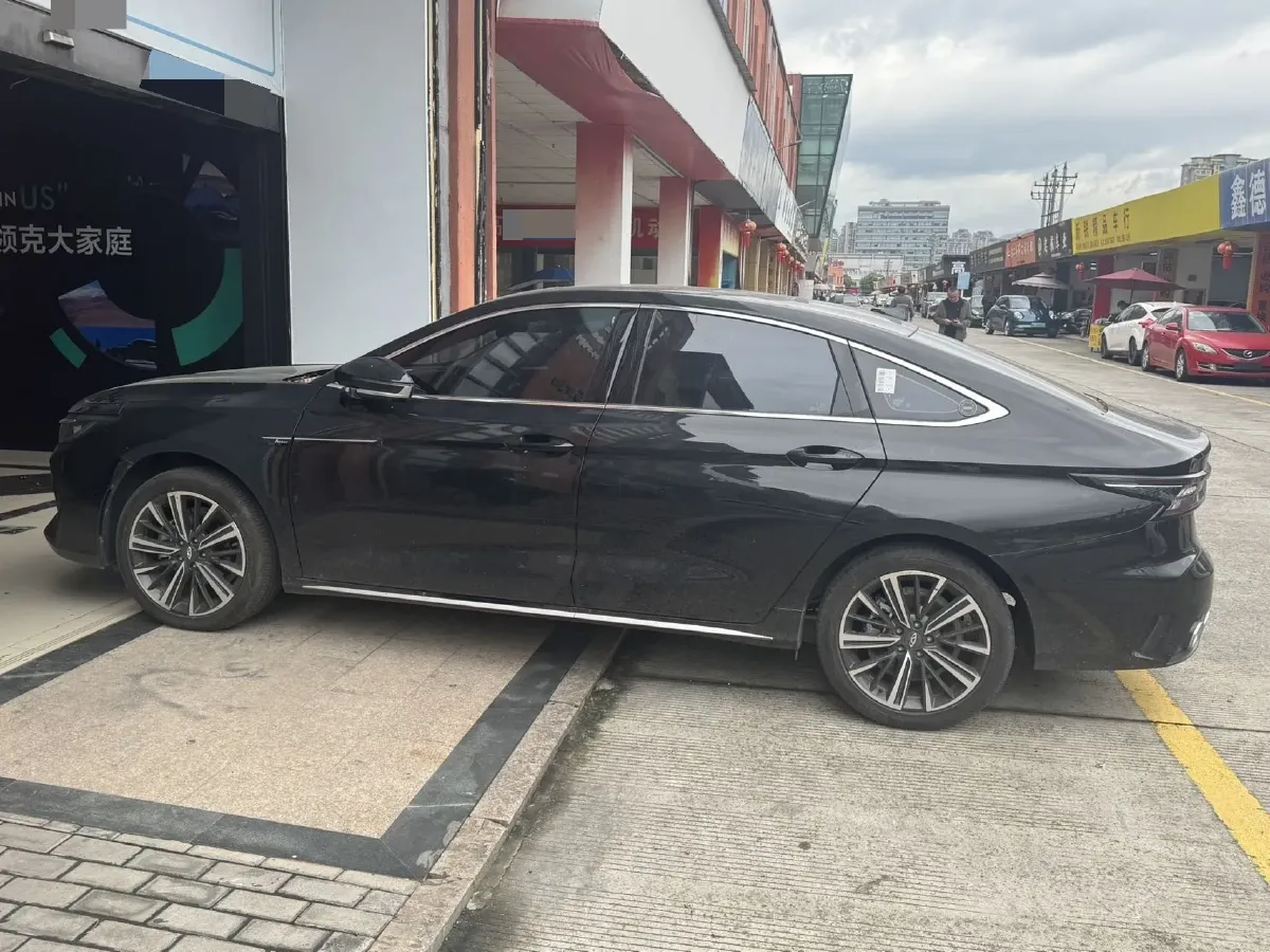 2025 Chery Arrizo 8 1.6T 197HP L4 7DCT,autocango,china used car exporter,china ev exporter,chinese used car exporter,chinese used ev exporter