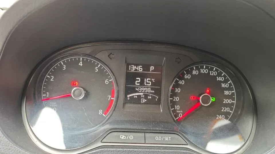 2016 Volkswagen Polo 1.4L 90HP L4 6AT,autocango,china used car exporter,china ev exporter,chinese used car exporter,chinese used ev exporter