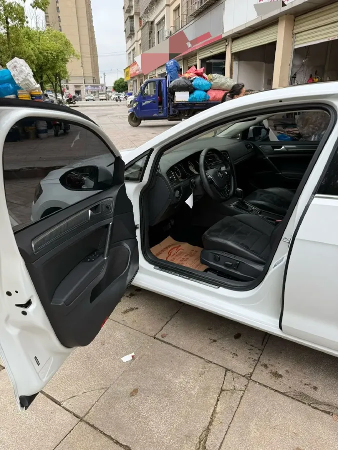 2018 Volkswagen Golf 1.4T 131HP L4 7DCT,autocango,china used car exporter,china ev exporter,chinese used car exporter,chinese used ev exporter