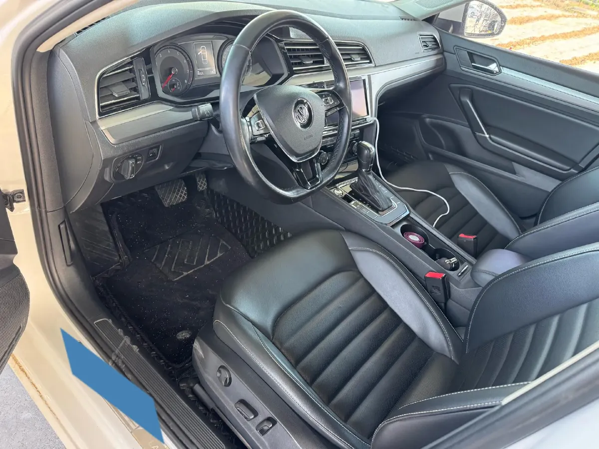 2019 Volkswagen Passat 1.4T 150HP L4 7DCT,autocango,china used car exporter,china ev exporter,chinese used car exporter,chinese used ev exporter