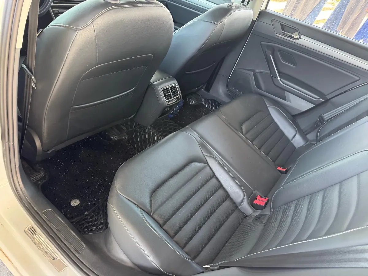 2019 Volkswagen Passat 1.4T 150HP L4 7DCT,autocango,china used car exporter,china ev exporter,chinese used car exporter,chinese used ev exporter