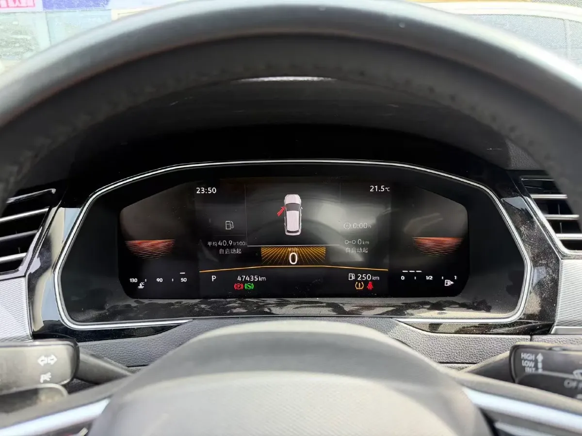 2023 Volkswagen Magotan 2.0T 186HP L4 7DCT,autocango,china used car exporter,china ev exporter,chinese used car exporter,chinese used ev exporter