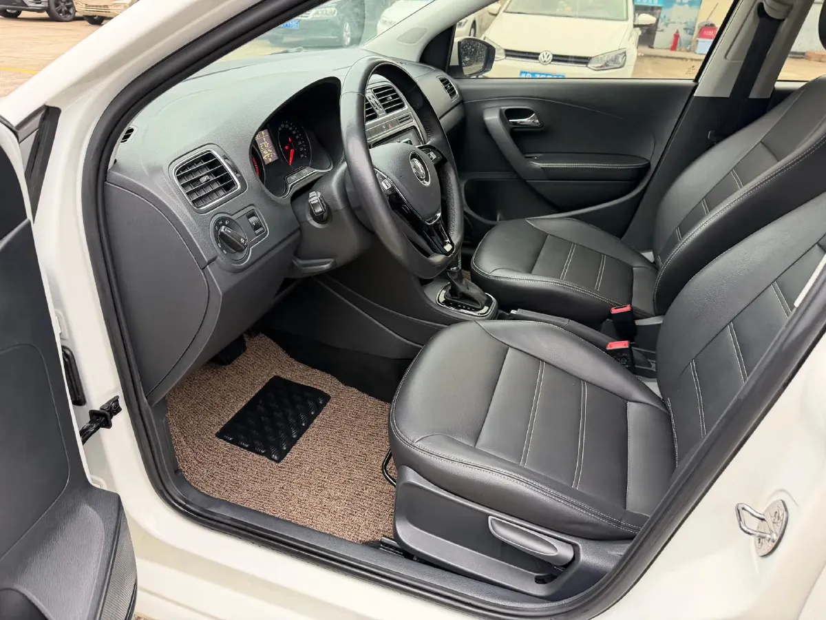 2016 Volkswagen Polo 1.6L 110HP L4 6AT,autocango,china used car exporter,china ev exporter,chinese used car exporter,chinese used ev exporter