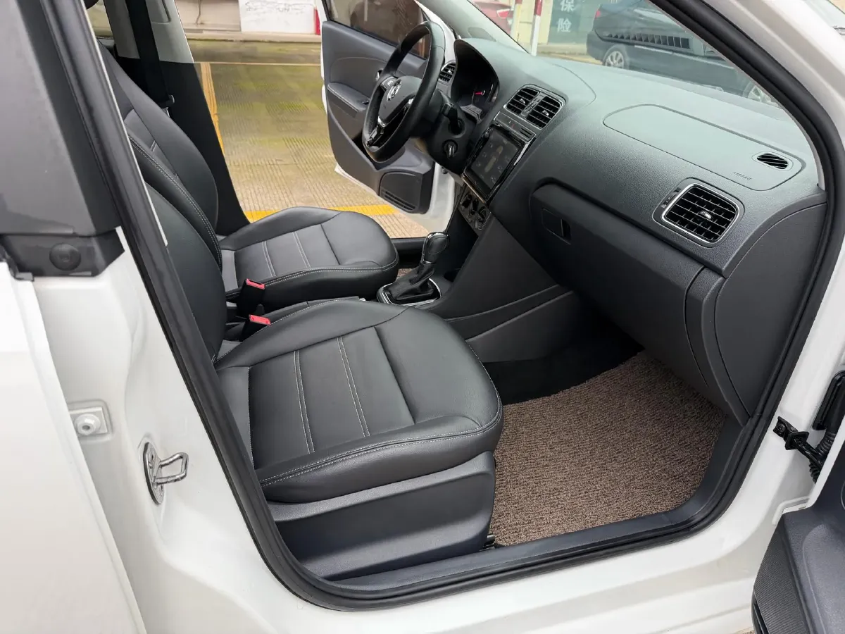 2016 Volkswagen Polo 1.6L 110HP L4 6AT,autocango,china used car exporter,china ev exporter,chinese used car exporter,chinese used ev exporter