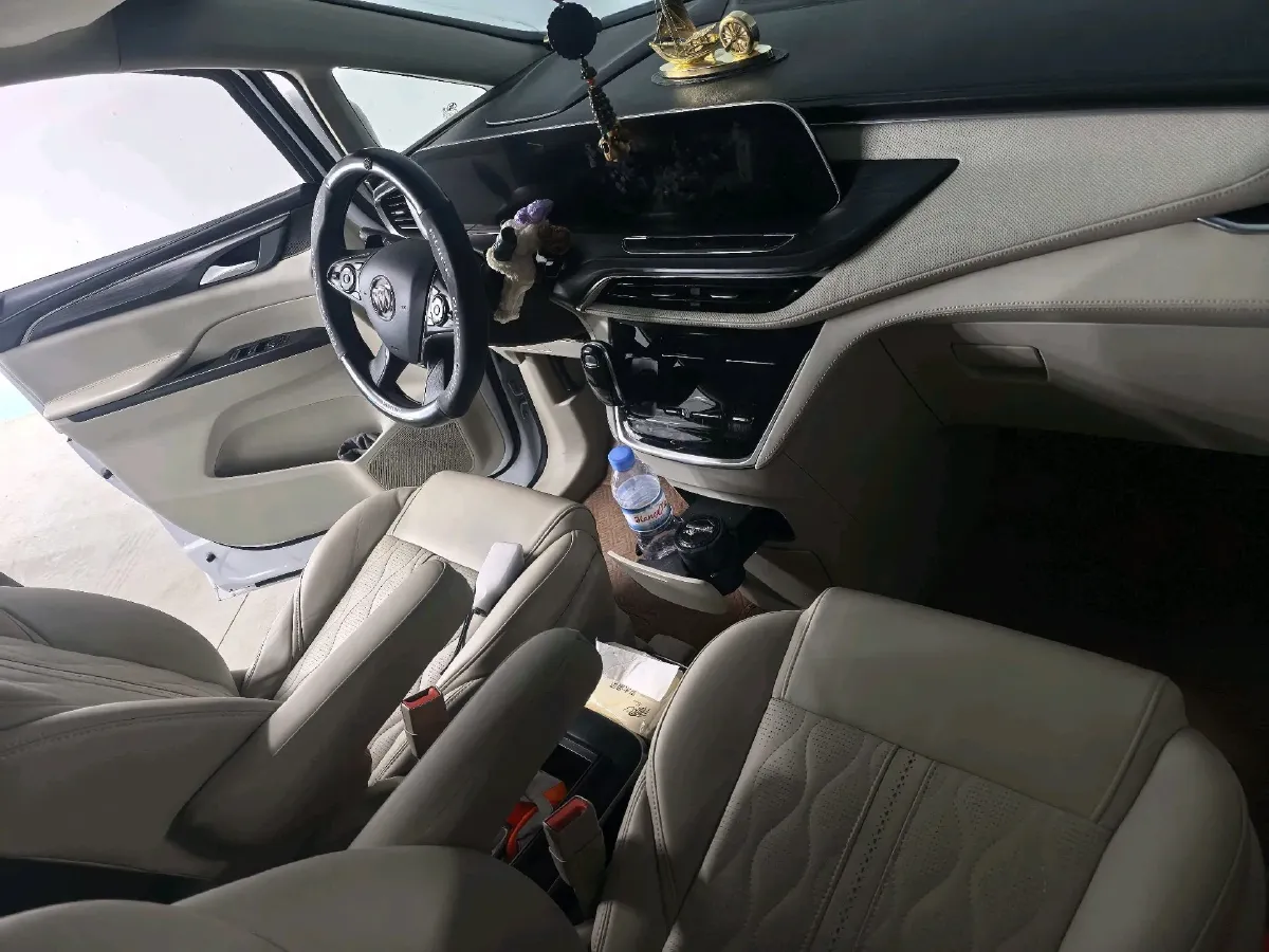 2023 Buick GL8 2.0T 237HP L4 9AT,autocango,china used car exporter,china ev exporter,chinese used car exporter,chinese used ev exporter