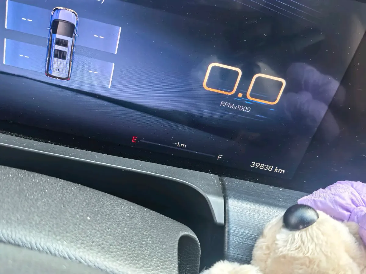 2023 Buick GL8 2.0T 237HP L4 9AT,autocango,china used car exporter,china ev exporter,chinese used car exporter,chinese used ev exporter