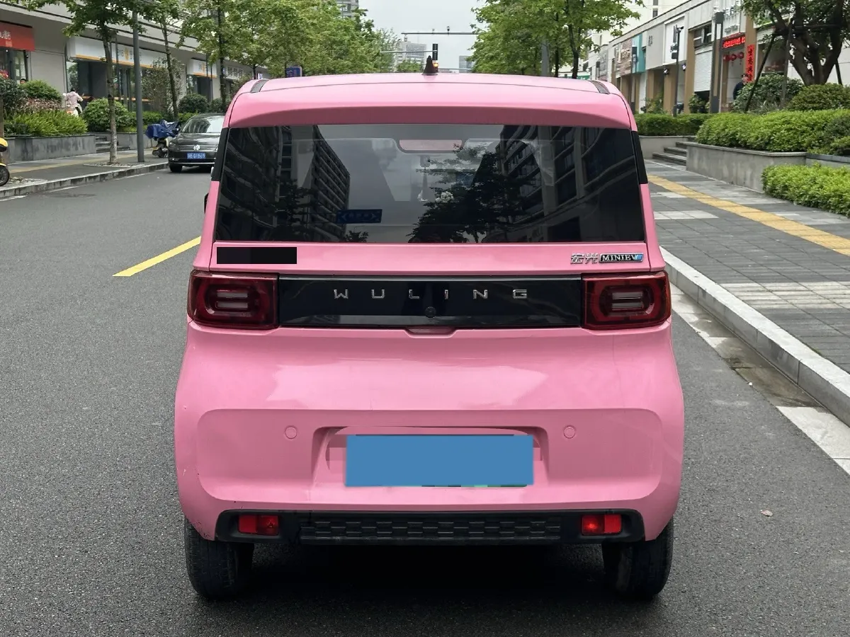 2021 WuLing HongGuang MINI EV BEV 9.3KWH,autocango,china used car exporter,china ev exporter,chinese used car exporter,chinese used ev exporter