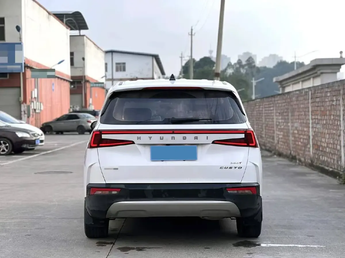 2021 Hyundai Custo 2.0T 236HP L4 8AT,autocango,china used car exporter,china ev exporter,chinese used car exporter,chinese used ev exporter