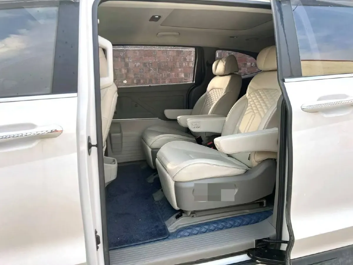 2021 Hyundai Custo 2.0T 236HP L4 8AT,autocango,china used car exporter,china ev exporter,chinese used car exporter,chinese used ev exporter