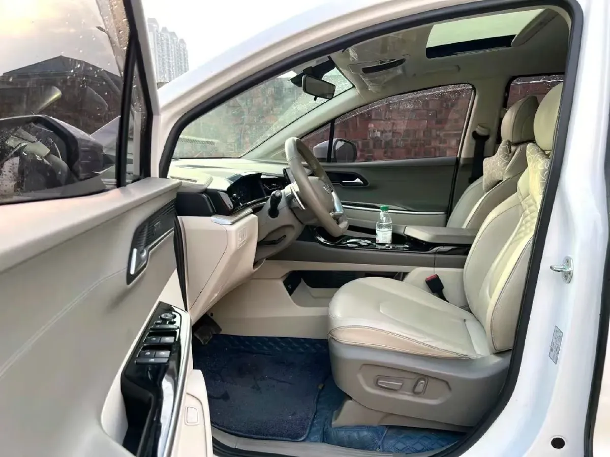 2021 Hyundai Custo 2.0T 236HP L4 8AT,autocango,china used car exporter,china ev exporter,chinese used car exporter,chinese used ev exporter