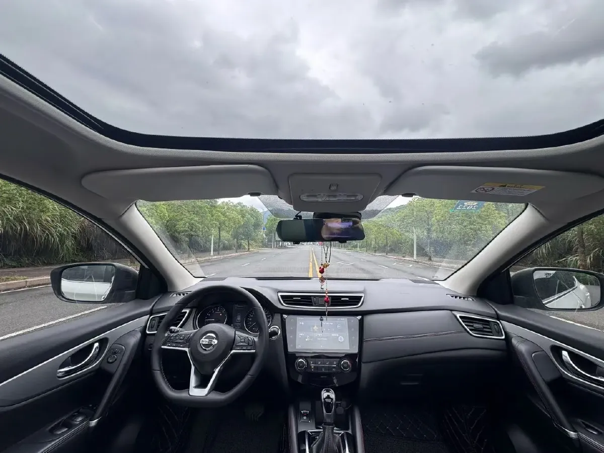 2021 Nissan Qashqai 2.0L 151HP L4 CVT,autocango,china used car exporter,china ev exporter,chinese used car exporter,chinese used ev exporter