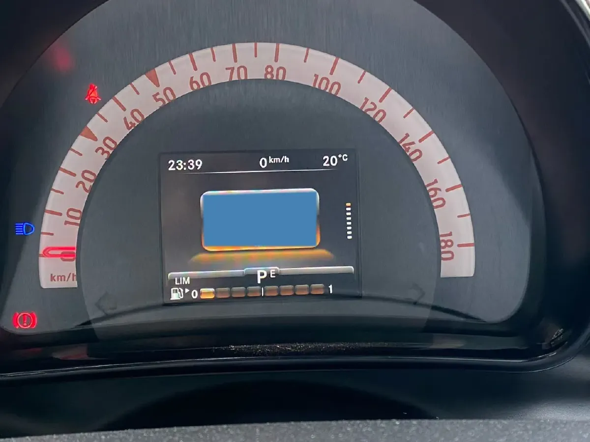 2019 Smart smart fortwo 0.9T 90HP L3 6DCT,autocango,china used car exporter,china ev exporter,chinese used car exporter,chinese used ev exporter