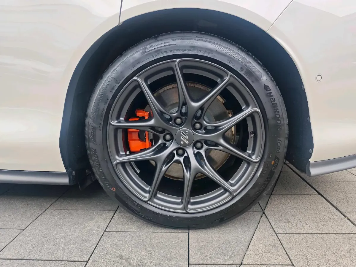 2024 IM L6 BEV 100KWH,autocango,china used car exporter,china ev exporter,chinese used car exporter,chinese used ev exporter