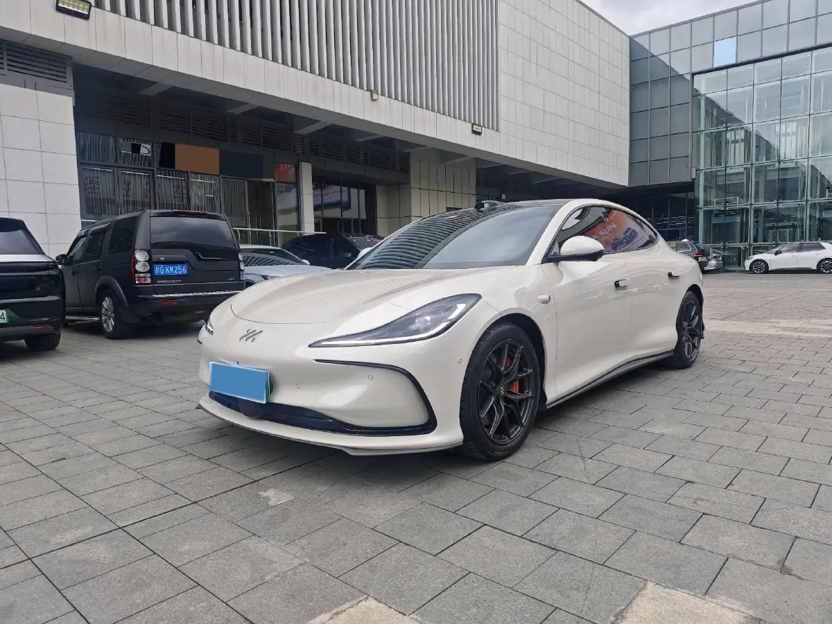2024 IM L6 BEV 100KWH,autocango,china used car exporter,china ev exporter,chinese used car exporter,chinese used ev exporter