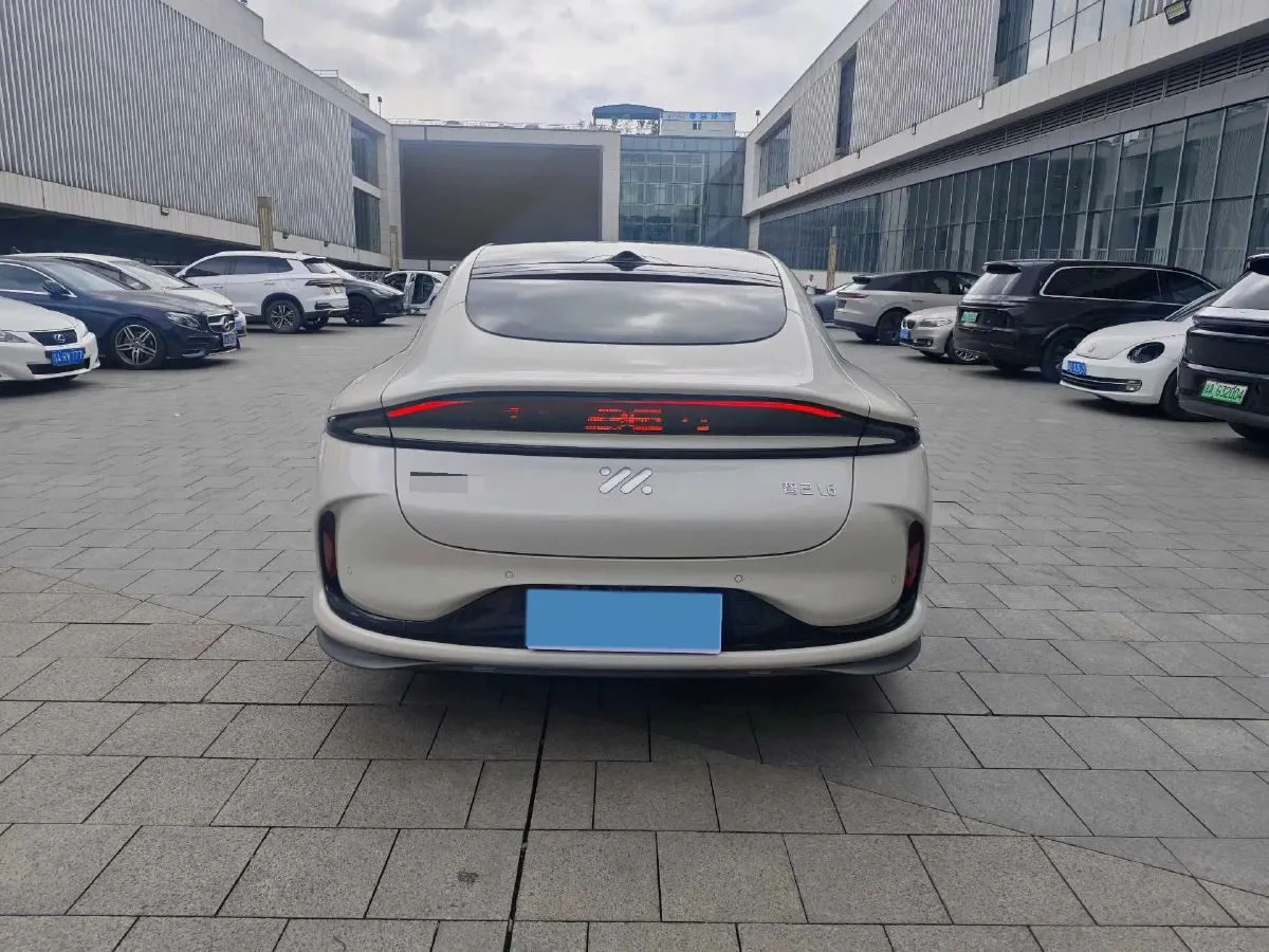 2024 IM L6 BEV 100KWH,autocango,china used car exporter,china ev exporter,chinese used car exporter,chinese used ev exporter