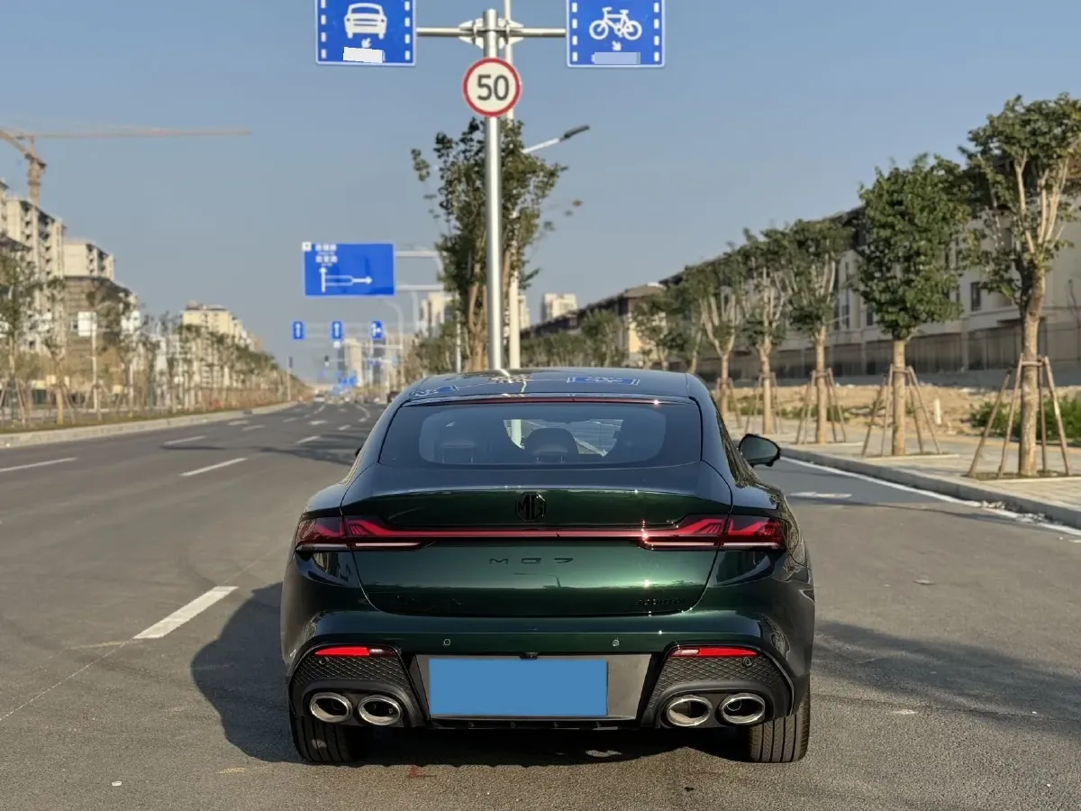 2025 MG 7 1.5T 188HP L4 7DCT,autocango,china used car exporter,china ev exporter,chinese used car exporter,chinese used ev exporter