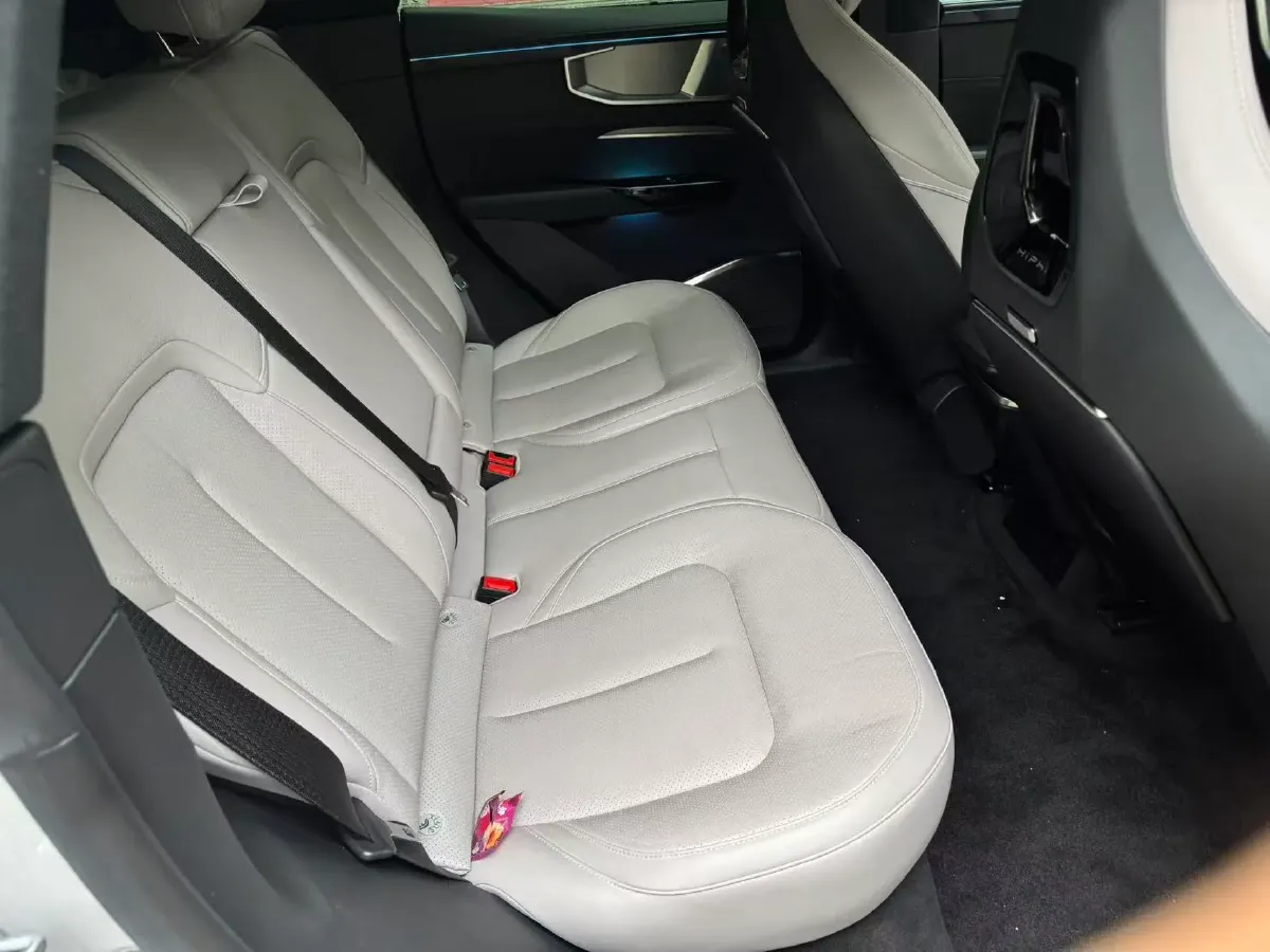 2023 HiPhi Y BEV 76.6KWH,autocango,china used car exporter,china ev exporter,chinese used car exporter,chinese used ev exporter