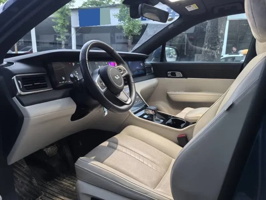 2020 Li ONE Range Extended 131HP REEV 40.5KWH,autocango,china used car exporter,china ev exporter,chinese used car exporter,chinese used ev exporter