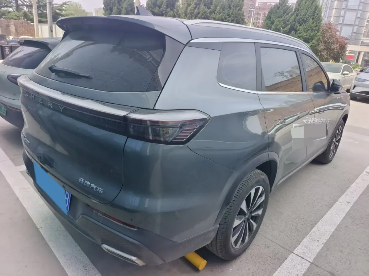 2025 Chery Tiggo 8 Plus 1.6T 197HP L4 7DCT,autocango,china used car exporter,china ev exporter,chinese used car exporter,chinese used ev exporter