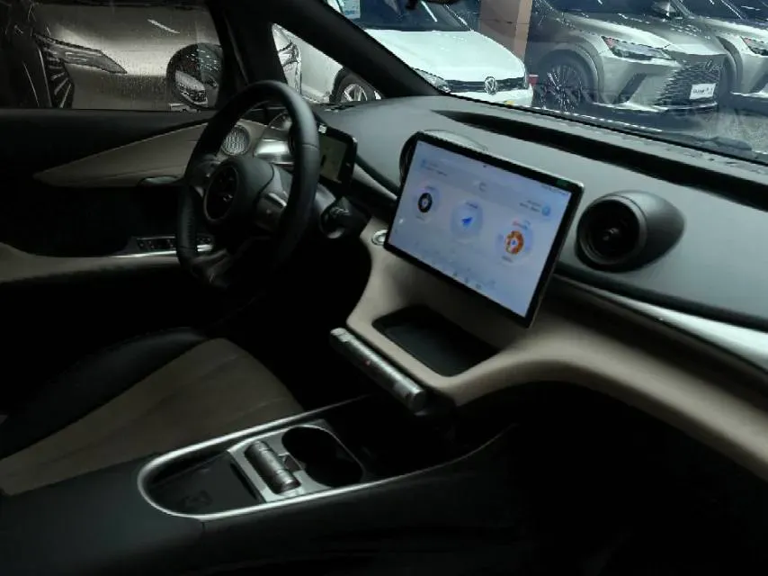 2023 BYD Dolphin BEV 44.928KWH,autocango,china used car exporter,china ev exporter,chinese used car exporter,chinese used ev exporter