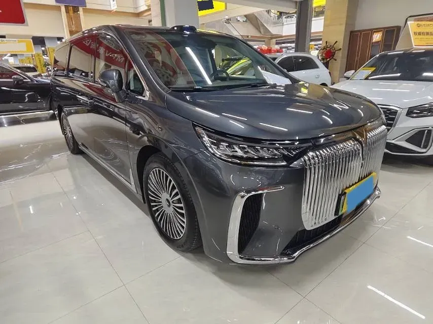 2025 Voyah Dream BEV 108.7KWH,autocango,china used car exporter,china ev exporter,chinese used car exporter,chinese used ev exporter