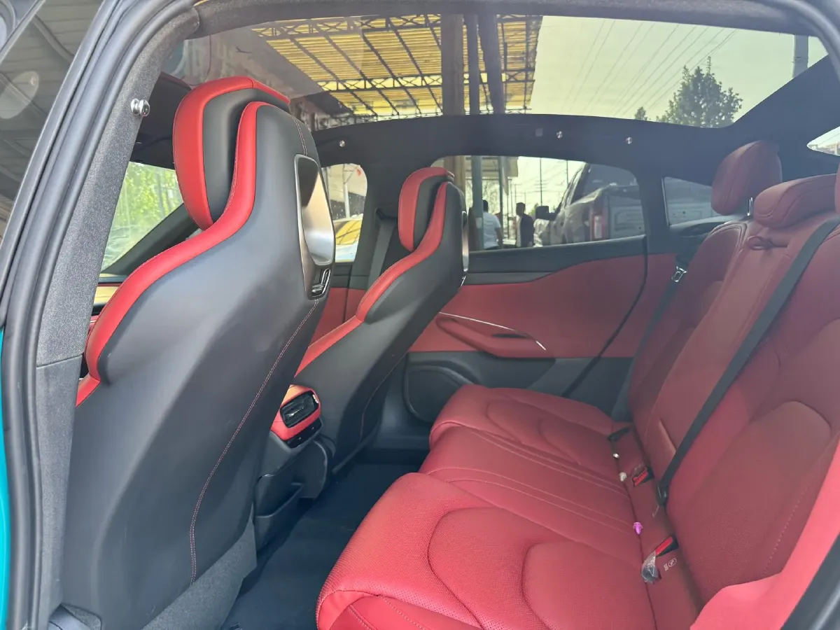 2024 MI SU7 BEV 94.3KWH,autocango,china used car exporter,china ev exporter,chinese used car exporter,chinese used ev exporter