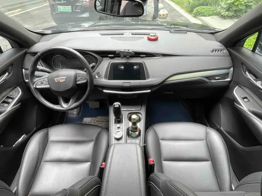 2021 Cadillac XT4 2.0T 237HP L4 9AT,autocango,china used car exporter,china ev exporter,chinese used car exporter,chinese used ev exporter