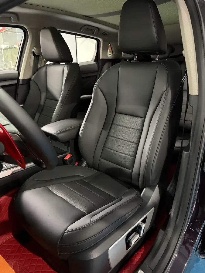 2017 WEY VV7 2.0T 234HP L4 7DCT,autocango,china used car exporter,china ev exporter,chinese used car exporter,chinese used ev exporter