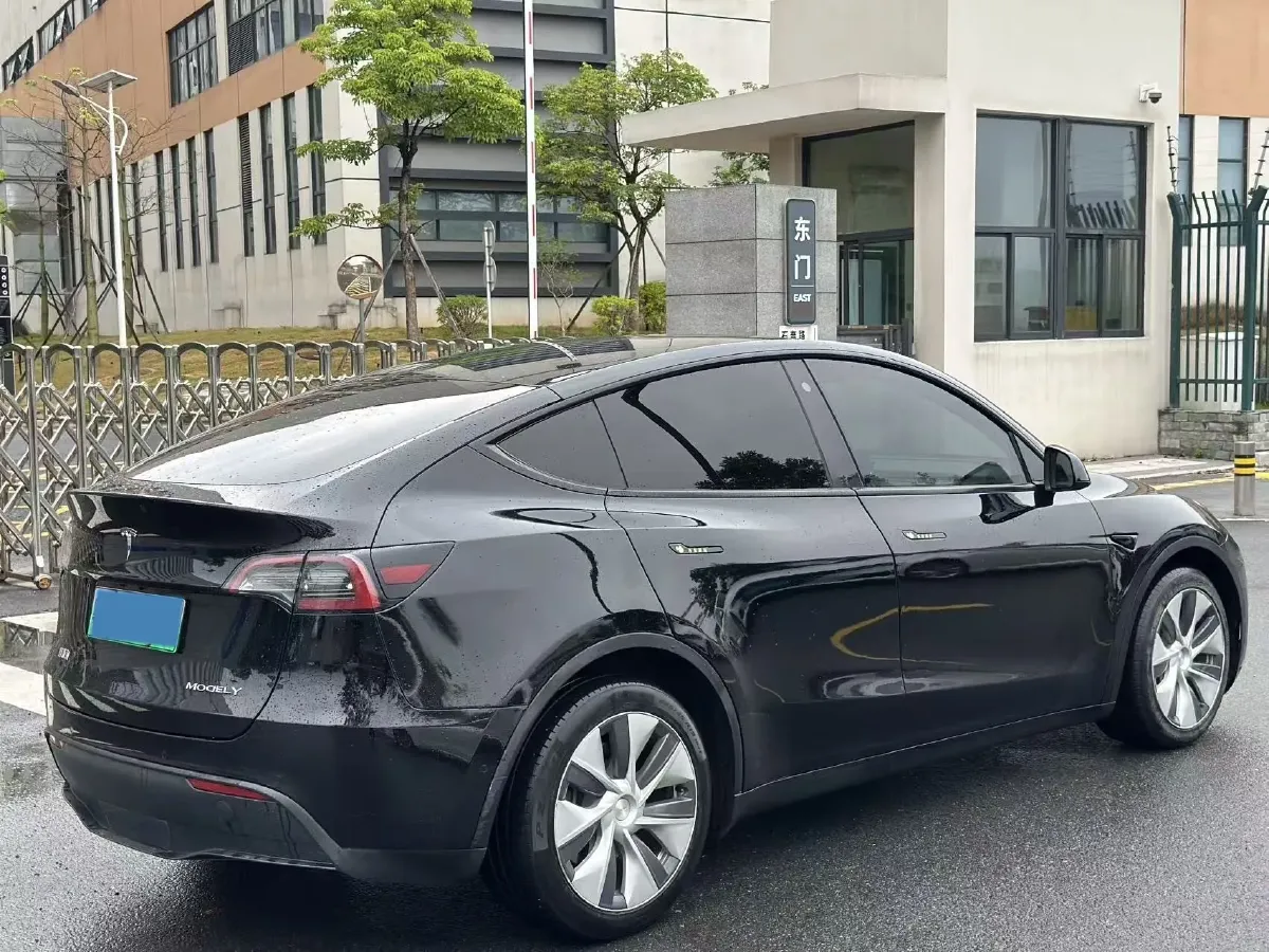 2021 Tesla Model Y BEV 76.8KWH,autocango,china used car exporter,china ev exporter,chinese used car exporter,chinese used ev exporter