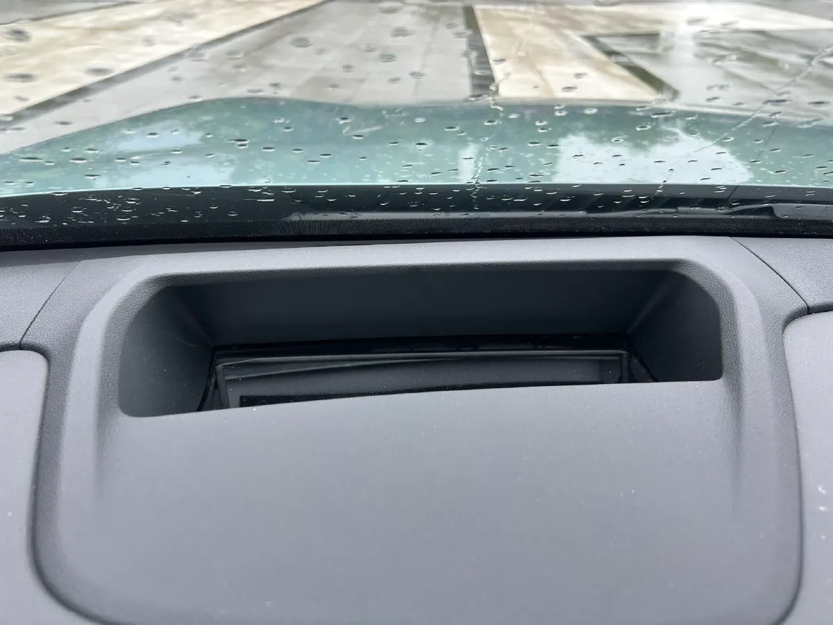 2025 Geely StarRay 1.5T 181HP L4 7DCT,autocango,china used car exporter,china ev exporter,chinese used car exporter,chinese used ev exporter