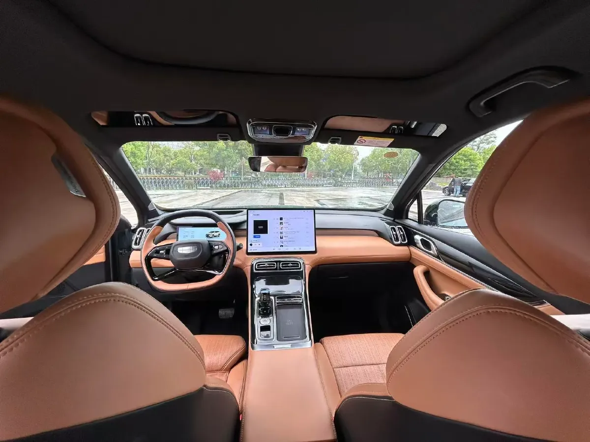 2025 Geely StarRay 1.5T 181HP L4 7DCT,autocango,china used car exporter,china ev exporter,chinese used car exporter,chinese used ev exporter