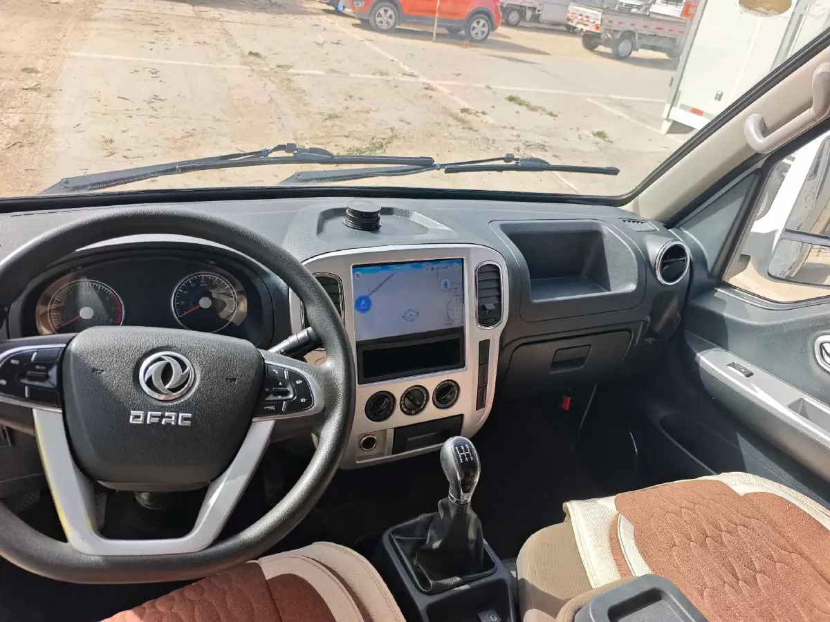 2017 DongFeng Forthing Joyear X5 1.6L 122HP L4 5MT,autocango,china used car exporter,china ev exporter,chinese used car exporter,chinese used ev exporter