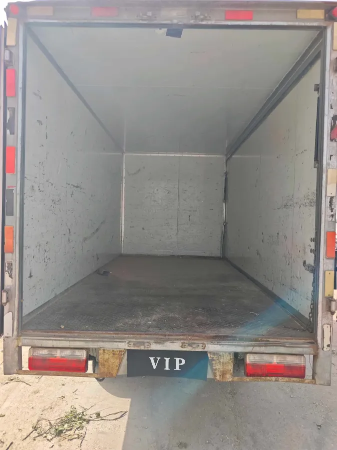 2017 DongFeng Forthing Joyear X5 1.6L 122HP L4 5MT,autocango,china used car exporter,china ev exporter,chinese used car exporter,chinese used ev exporter