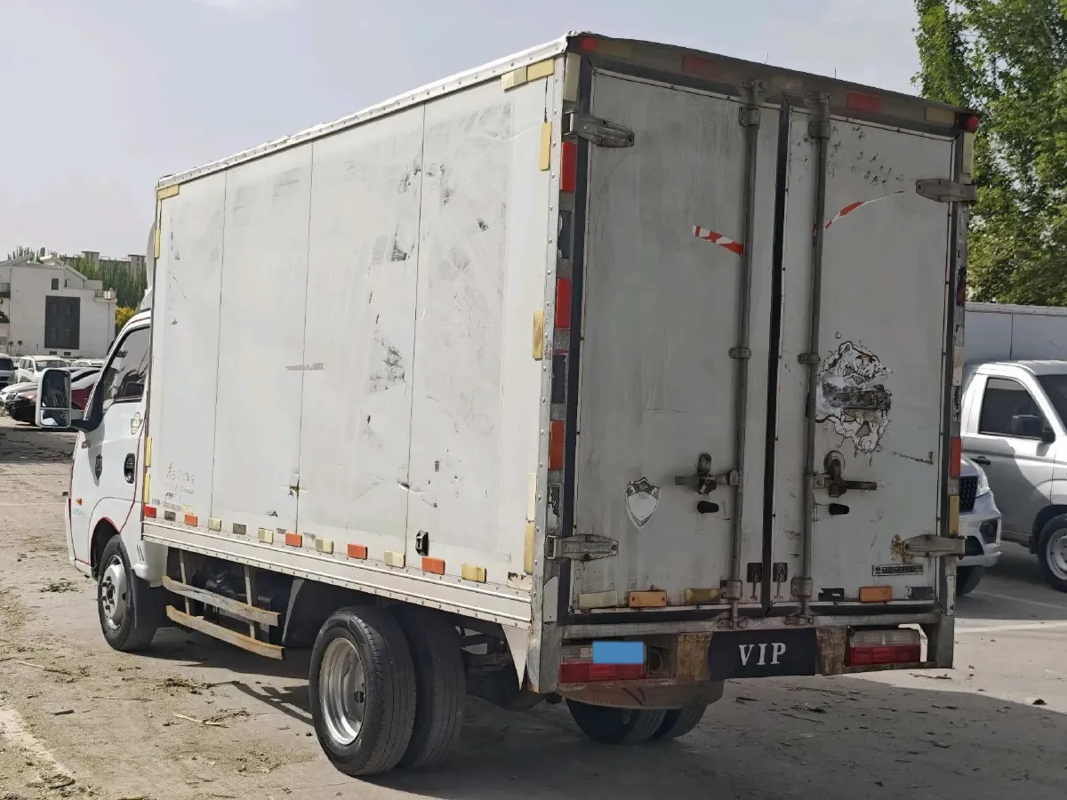 2017 DongFeng Forthing Joyear X5 1.6L 122HP L4 5MT,autocango,china used car exporter,china ev exporter,chinese used car exporter,chinese used ev exporter