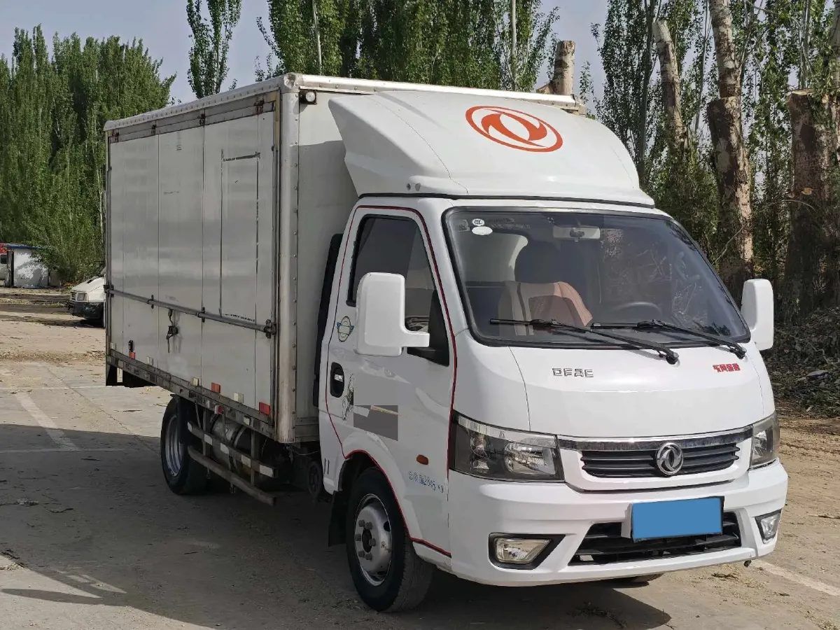2017 DongFeng Forthing Joyear X5 1.6L 122HP L4 5MT,autocango,china used car exporter,china ev exporter,chinese used car exporter,chinese used ev exporter