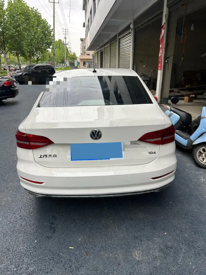 2018 Volkswagen Lavida 1.2T 116HP L4 7DCT,autocango,china used car exporter,china ev exporter,chinese used car exporter,chinese used ev exporter