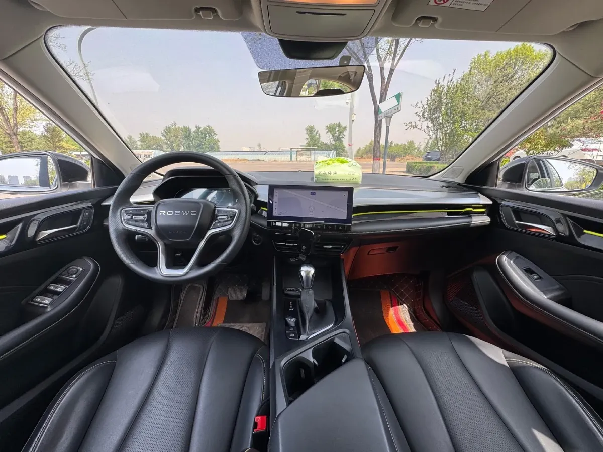 2021 Roewe i5 1.5L 120HP L4 CVT,autocango,china used car exporter,china ev exporter,chinese used car exporter,chinese used ev exporter