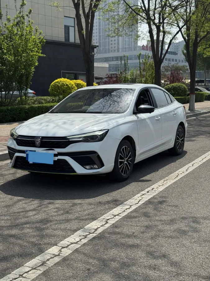 2021 Roewe i5 1.5L 120HP L4 CVT,autocango,china used car exporter,china ev exporter,chinese used car exporter,chinese used ev exporter