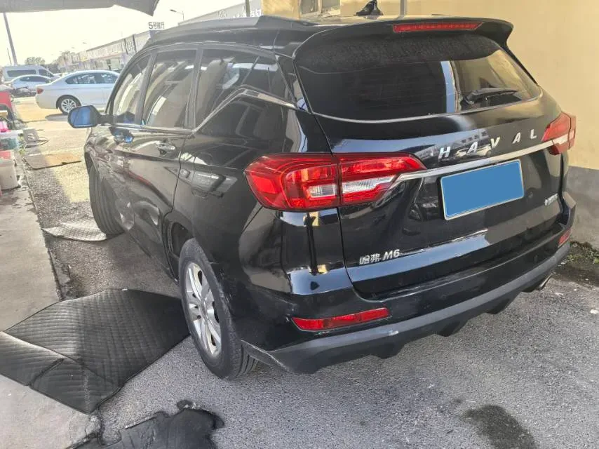 2019 Haval M6 1.5T 150HP L4 7DCT,autocango,china used car exporter,china ev exporter,chinese used car exporter,chinese used ev exporter